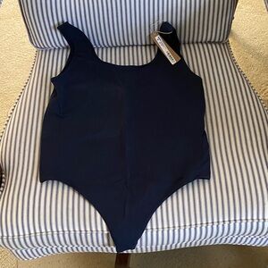 NWT SKIMS Soft Smoothing Sleamless Thong Bodysuit - Navy (Medium)